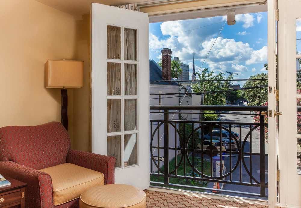 The Lindy Renaissance Charleston Hotel Екстер'єр фото